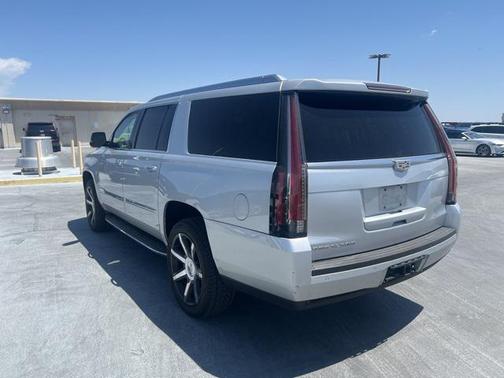 2016 Cadillac Escalade ESV Luxury