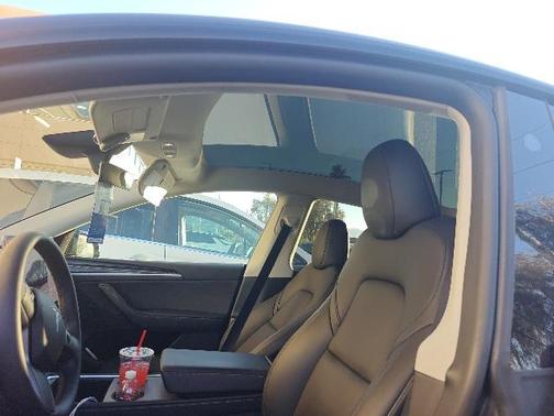 2025 Tesla Model Y Performance Dual Motor All-Wheel Drive