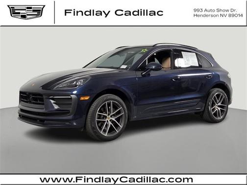 2022 Porsche Macan Base