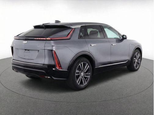 Celestial Metallic 2024 Cadillac LYRIQ V