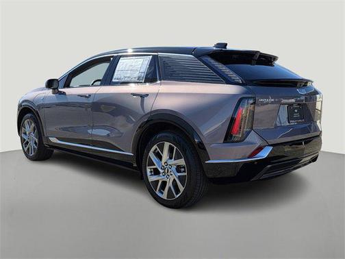 2025 Cadillac OPTIQ Luxury 1 AWD