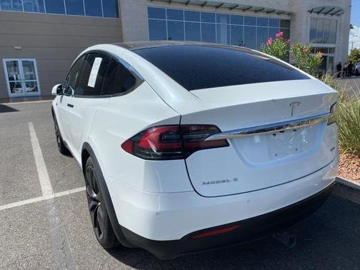 2016 Tesla Model X 90D
