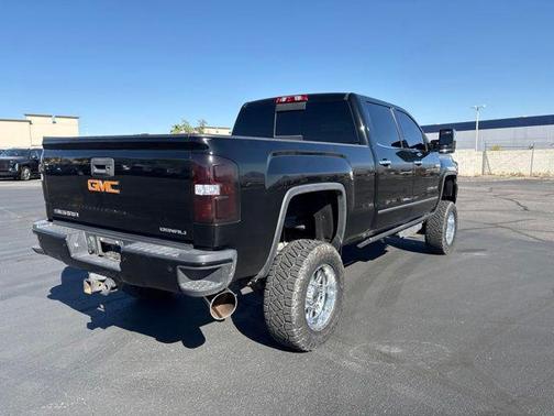 Onyx Black 2017 GMC Sierra 2500 Denali