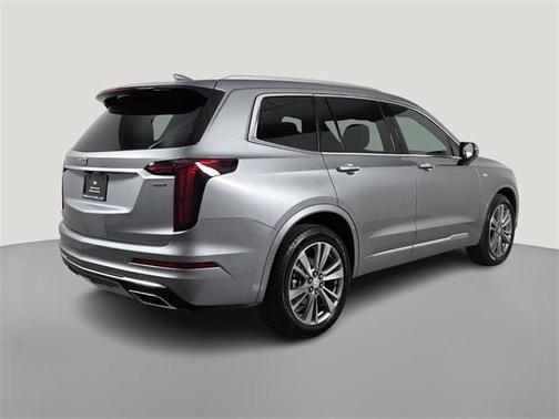 2025 Cadillac XT6 Premium Luxury FWD