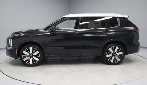 2025 Mitsubishi Outlander Platinum Edition