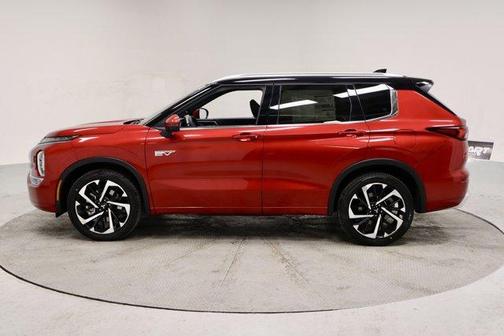 2025 Mitsubishi Outlander PHEV SEL