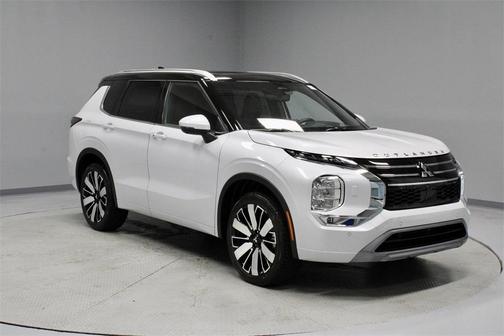 2025 Mitsubishi Outlander SEL