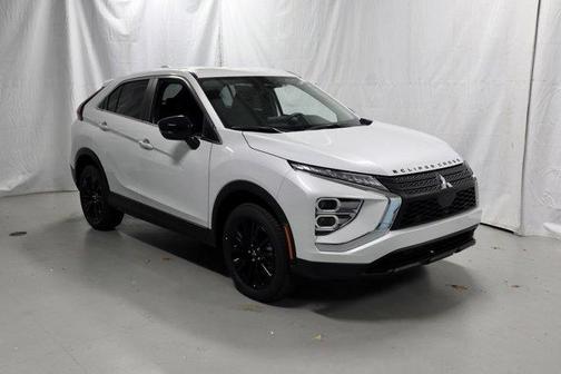 2025 Mitsubishi Eclipse Cross LE