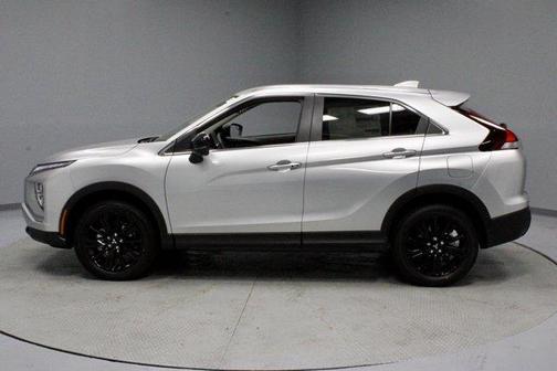 2025 Mitsubishi Eclipse Cross LE