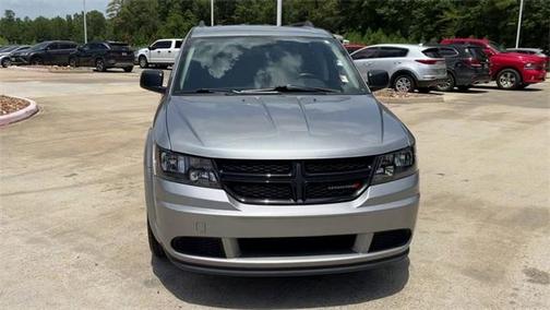 Photo 3 of 25 of 2020 Dodge Journey SE Value