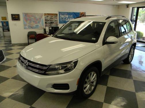 White 2018 Volkswagen Tiguan Limited 2.0T 4MOTION