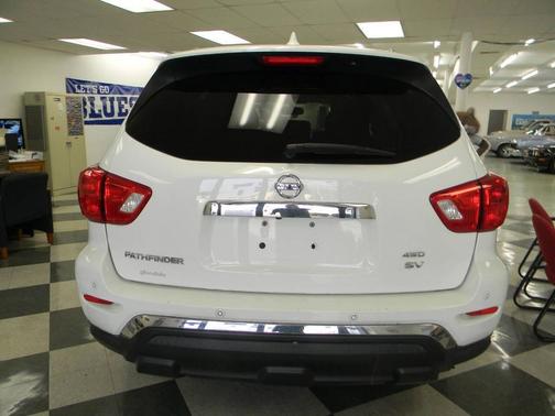2019 Nissan Pathfinder SV 4x4 4dr SUV