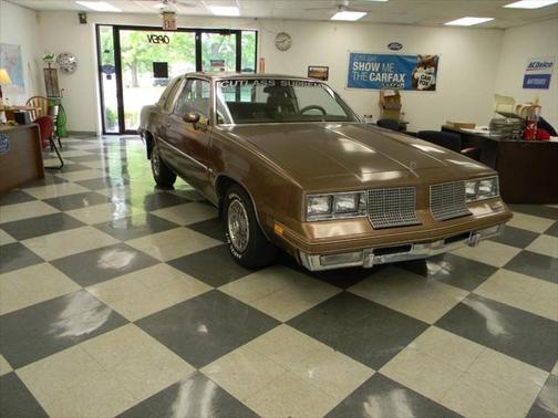 1985 Oldsmobile Cutlass Supreme Base