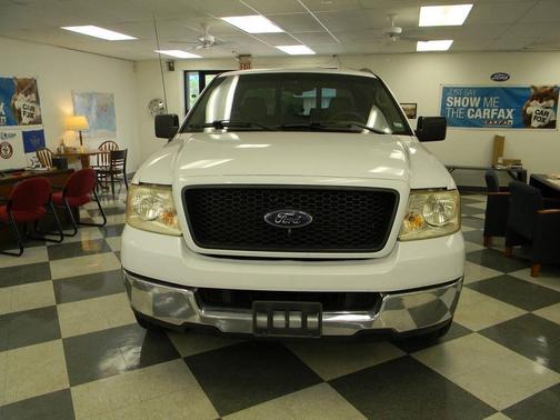 Oxford White Clearcoat 2005 Ford F-150 XLT SuperCab