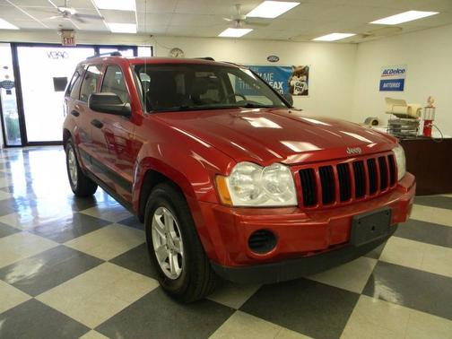 2005 Jeep Grand Cherokee Laredo