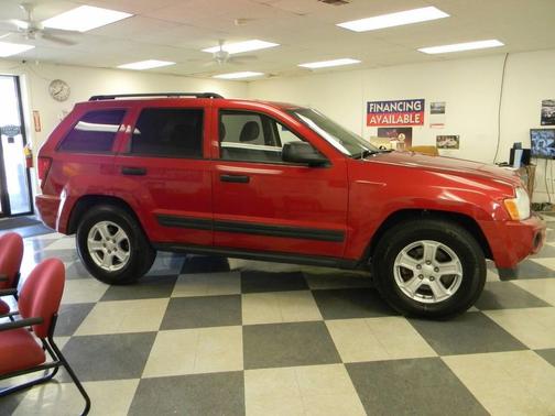 2005 Jeep Grand Cherokee Laredo