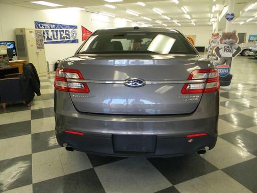 2013 Ford Taurus Limited 4dr Sedan