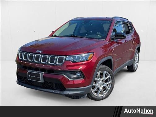 2022 Jeep Compass Latitude Lux