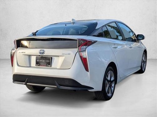 2016 Toyota Prius Four Touring