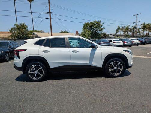 2024 Chevrolet Trax FWD 1RS