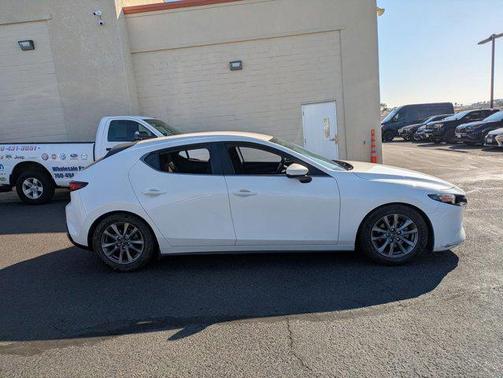 2022 Mazda Mazda3 FWD