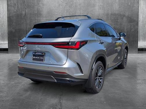 2025 Lexus NX 350h Premium
