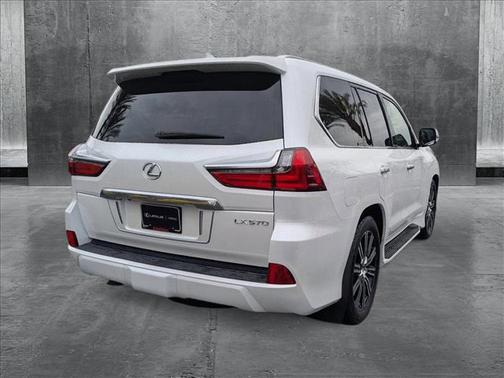 2021 Lexus LX 570 Three-Row