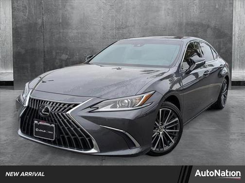 2024 Lexus ES 300h Base