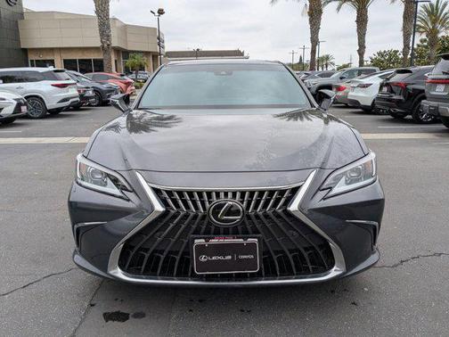 2024 Lexus ES 300h Base