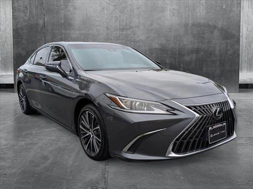 2024 Lexus ES 300h Base