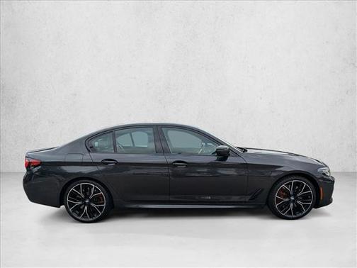 2023 BMW 540 i