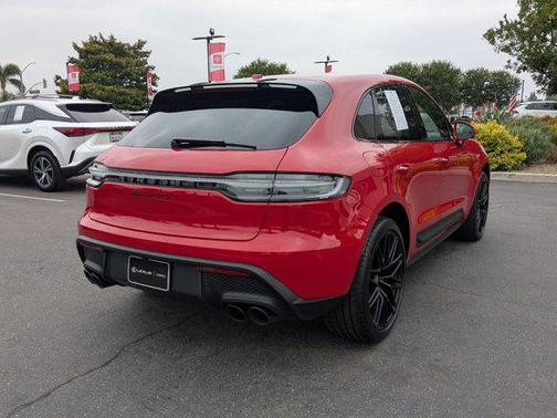 2025 Porsche Macan GTS