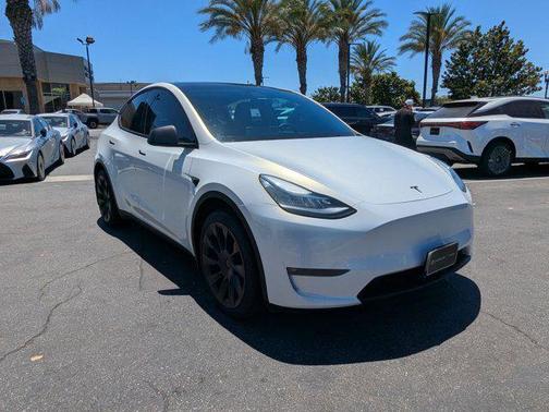 2021 Tesla Model Y Long Range Dual Motor All-Wheel Drive