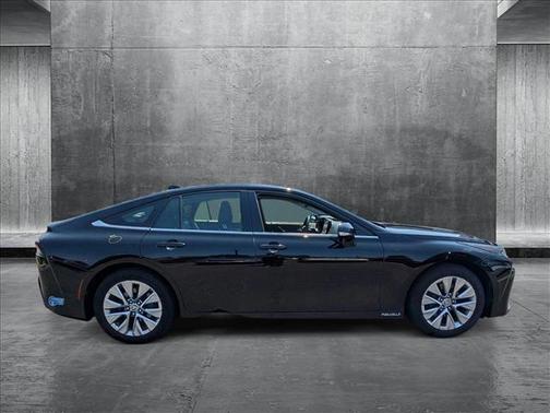 2021 Toyota Mirai Base