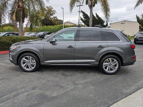 2021 Audi Q7 45 Premium