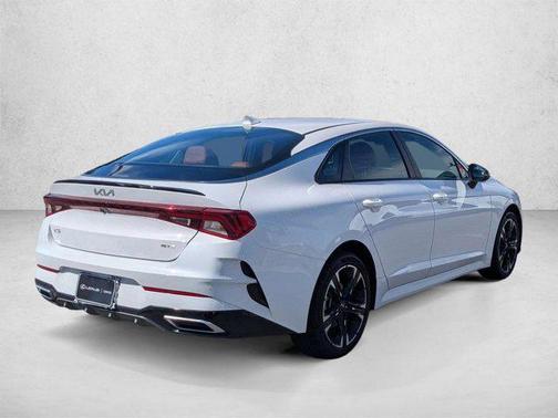 Glacial White Pearl 2024 Kia K5 GT-Line