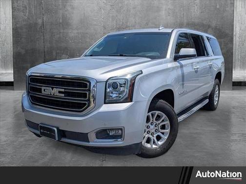 2017 GMC Yukon XL SLT