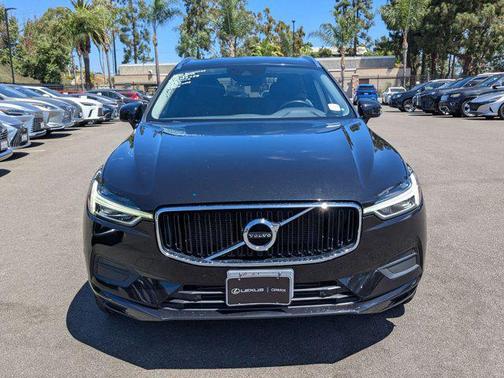 2018 Volvo XC60 T6 Momentum