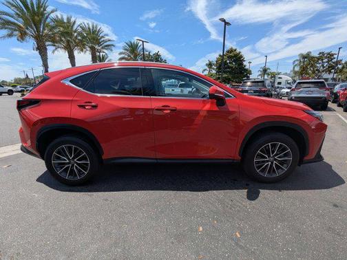 2022 Lexus NX 350h Premium
