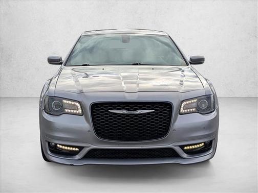 2018 Chrysler 300 S