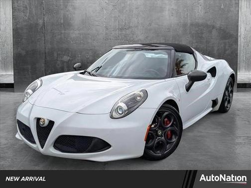 2016 Alfa Romeo 4C Spider Base