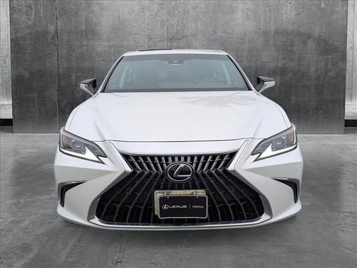 2023 Lexus ES 300h Base