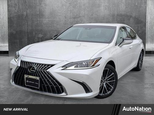 2023 Lexus ES 300h Base