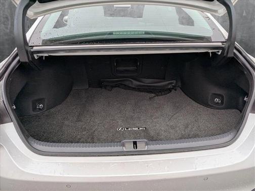 2023 Lexus ES 300h Base