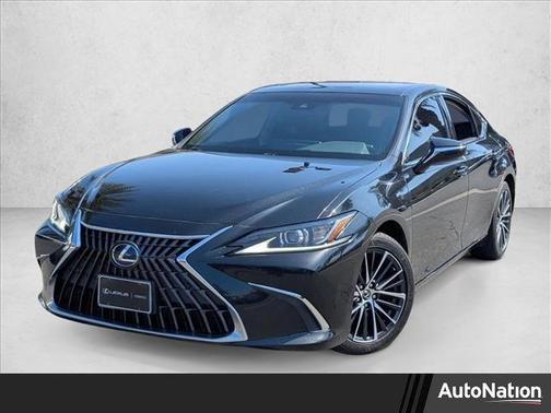 2022 Lexus ES 300h Base