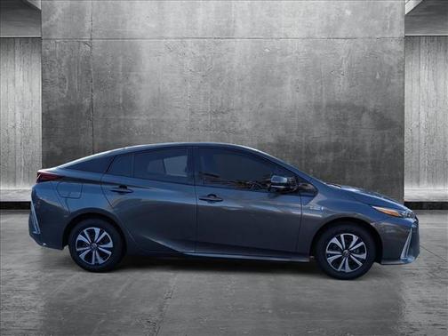 2018 Toyota Prius Prime Plus