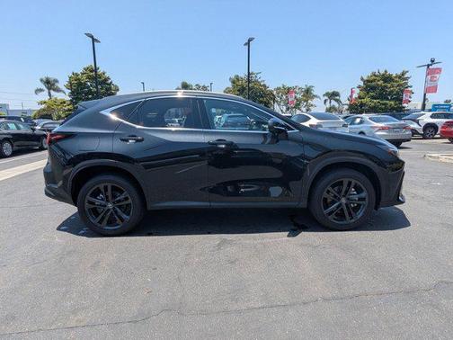 2024 Lexus NX 450h+ Luxury