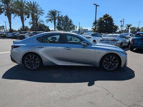 2022 Lexus IS 350 Base