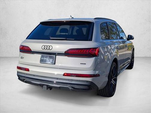 2023 Audi Q7 55 Prestige
