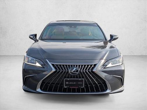 2025 Lexus ES 300h Base